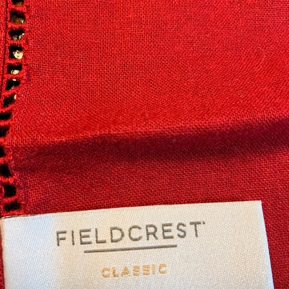 9 Red Classy Table Napkins Christmas Holiday - Picture 7 of 8